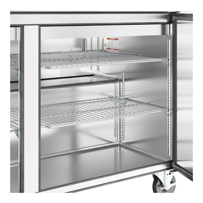 True TSSU-60-16-HC 60 3/8" 2 Door Refrigerated Sandwich Prep Table