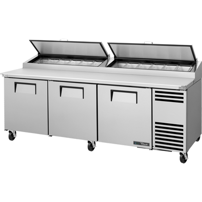 True TPP-AT2-93-HC Solid Door Pizza Prep Table with Angled Top Version 2 and Hydrocarbon Refrigerant - view 2