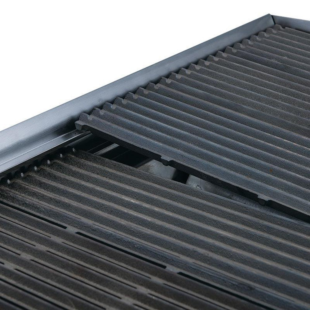 Dukers DCRB48 48 in. W Countertop Charbroiler image 7