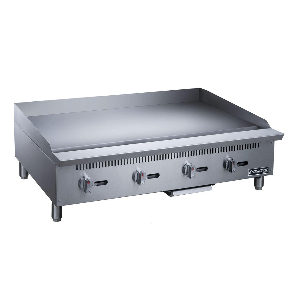 Dukers DCGM48 48 in. W Griddle with 4 Burners image 1