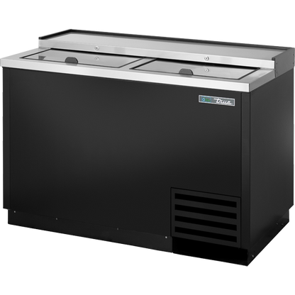 True TD-50-18-HC Solid Slide Lid Deep Well Horizontal Bottle Cooler with Hydrocarbon Refrigerant