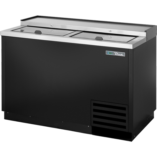 True TD-50-18-HC Solid Slide Lid Deep Well Horizontal Bottle Cooler with Hydrocarbon Refrigerant