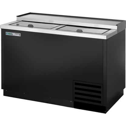 True TD-24-7-HC Solid Slide Lid Deep Well Horizontal Bottle Cooler with Hydrocarbon Refrigerant - view 3